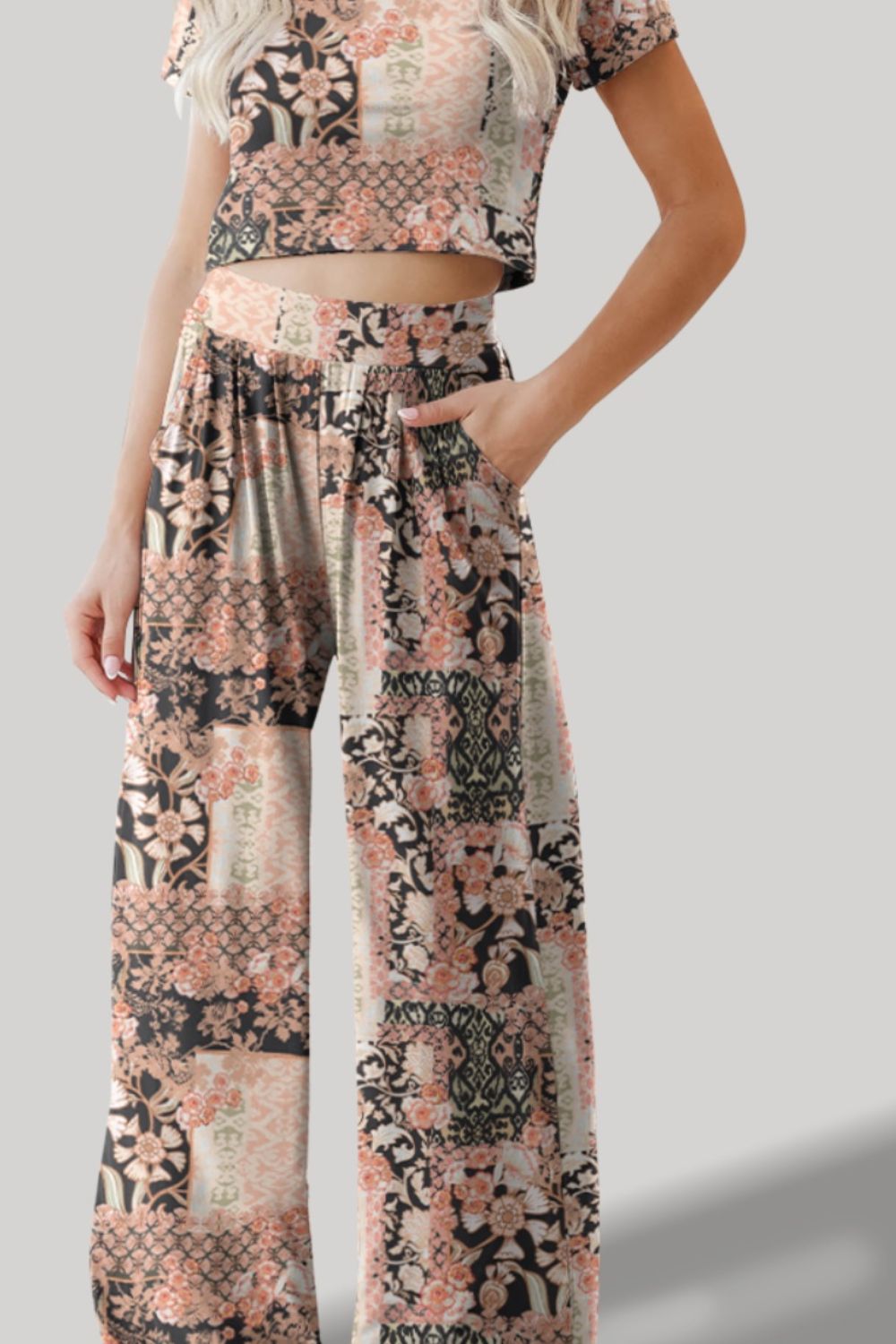 Printed Sleeve Top and Pants Set