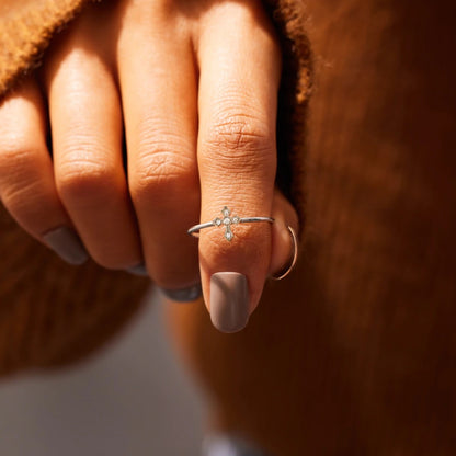 Silver Cross Ring - Elegant Aura Boutique