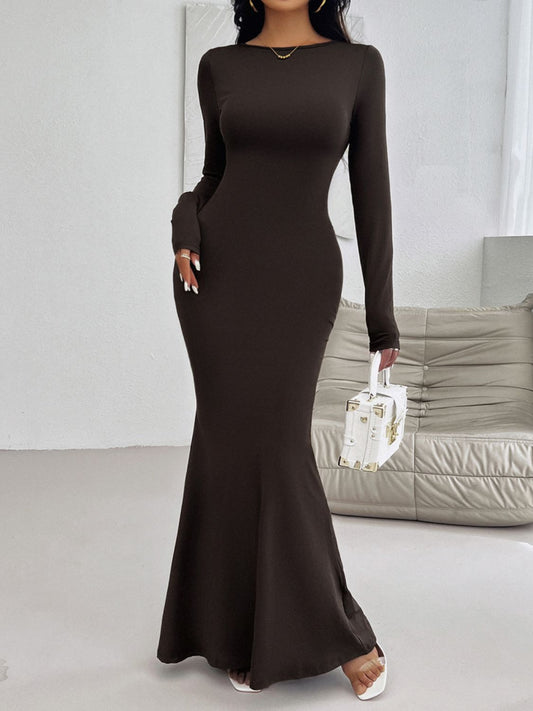 Devine Backless Round Maxi Dress